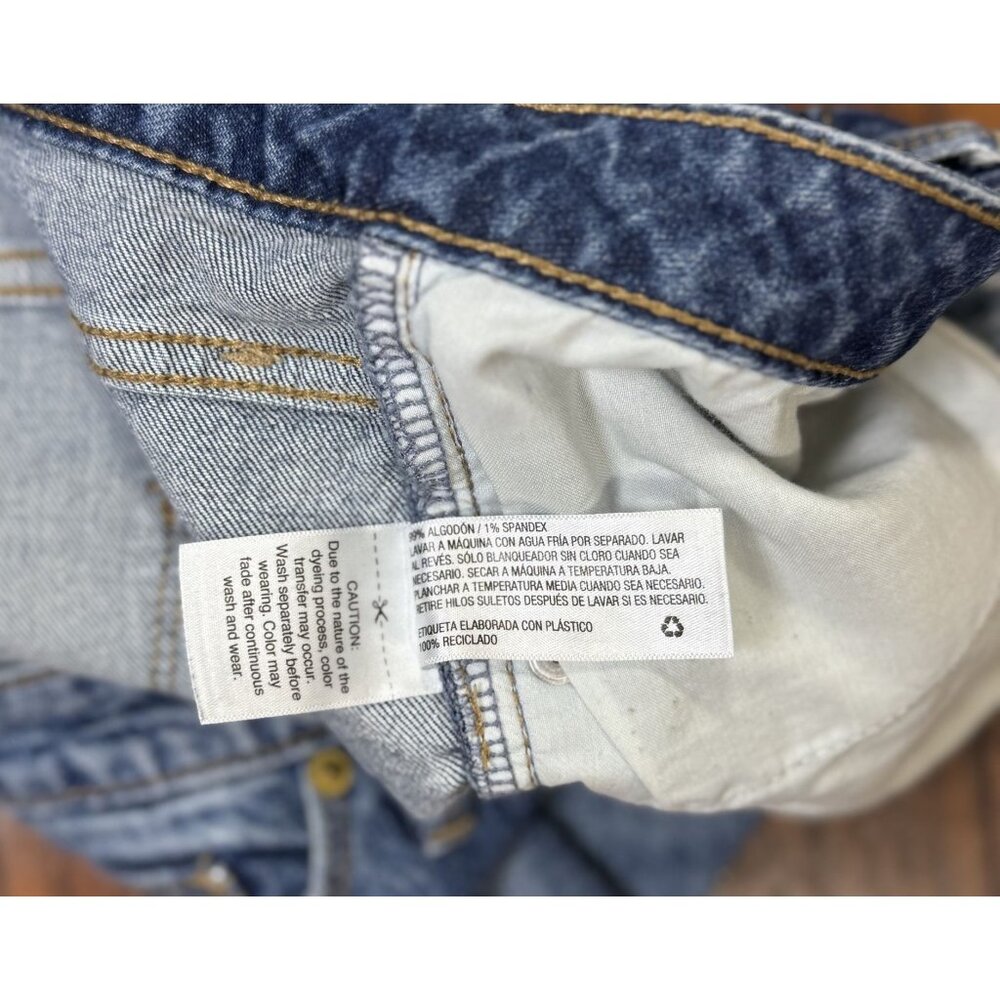 Universal Thread High Rise Shortie Women's 16/33 R Blue Denim Frayed Hem - Picture 3 of 8